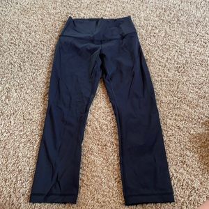 High waisted Lululemon cropped wunder under legging